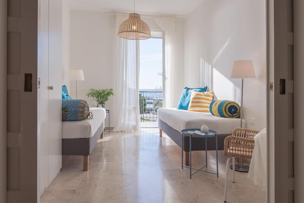 Vayadu Etoile House Apartment Ospedaletti Bagian luar foto