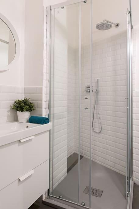 Vayadu Etoile House Apartment Ospedaletti Bagian luar foto